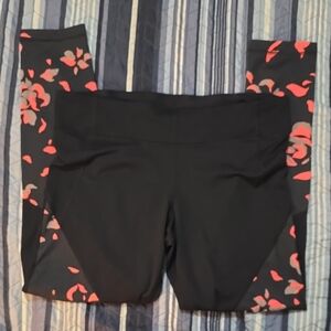 Under Armour Black HeatGear Leggings with Coral Floral Accent